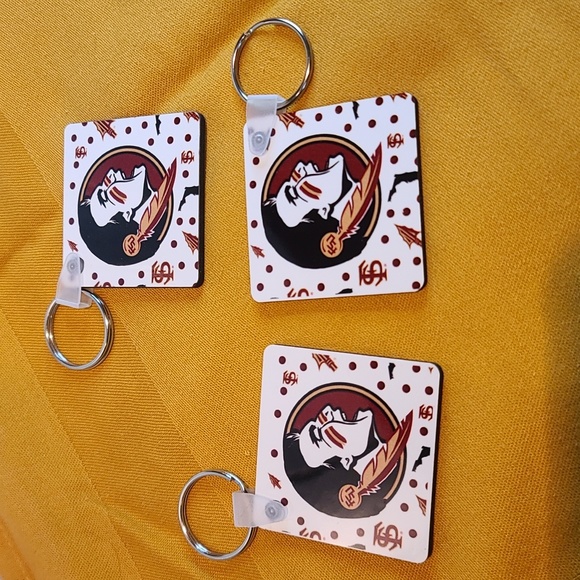 FLORIDA STATE FSU one keychain, keyring or Purse Charm made of MDF wood NWT - Picture 2 of 7